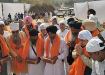 گرووں اور عظیم آدمیوں کی یادوں، جدوجہد اور نظریات کو نوجوانوں تک پہنچانا ضروری ہے: سابق وزیر کنور پال