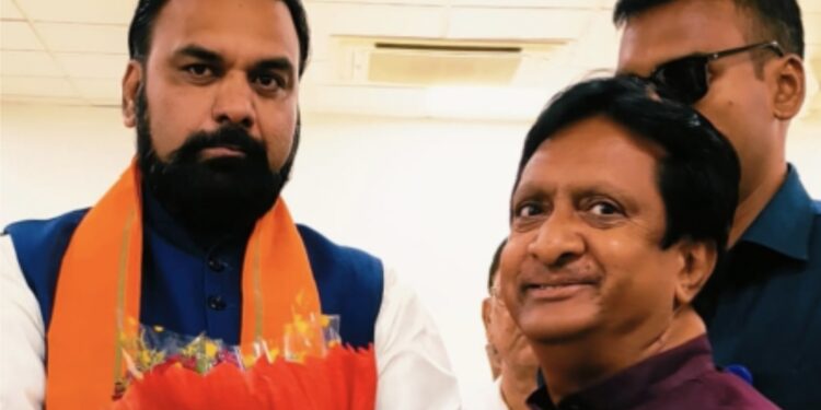 آل انڈیا پسماندہ مسلم محاذ کے ریاستی صدر توقیر احمد کی وزیراعلیٰ سے ملاقات، دی مبارکباد