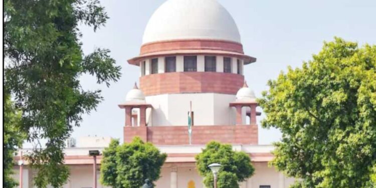 مسجد میں نماز کیلئے خواتین کے داخلے پر کوئی پابندی نہیں:پرسنل لاء بورڈ