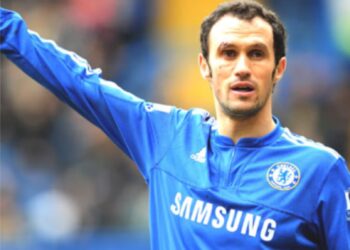 بوٹافوگو پرتگالی کوچ فرینکلن کاروالہو کی خدمات حاصل کرنے کے قریب