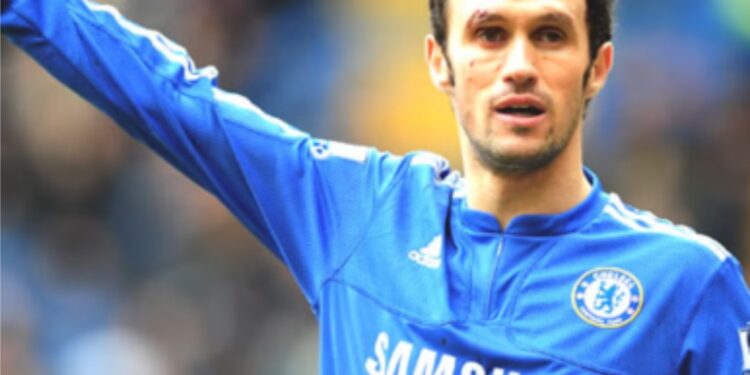 بوٹافوگو پرتگالی کوچ فرینکلن کاروالہو کی خدمات حاصل کرنے کے قریب