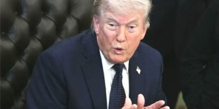 ایران کے پاس آئل انفراسٹرکچر کی تباہی سے قبل تین دن باقی رہ گئے