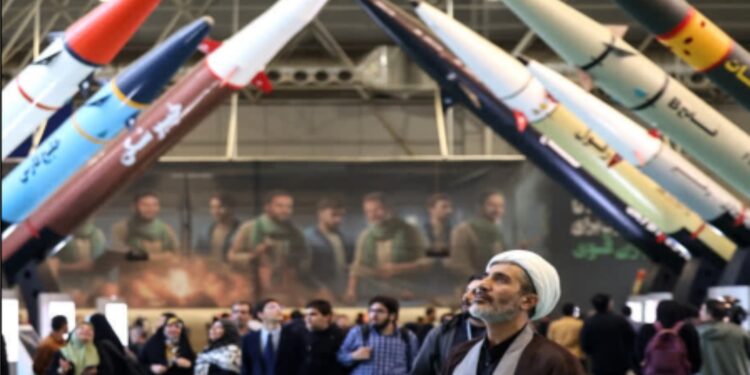 ایران کا ایک ہزار سے زائد اقسام کے ہتھیار مقامی سطح پر تیار کرنے کا دعویٰ