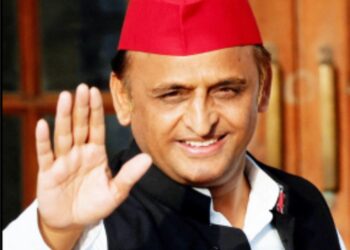 اکھلیش یادو نے این جی او فنڈنگ بل پر بی جے پی  کو کٹہرے میں کھڑا کیا، شفافیت پر سوالات اٹھائے