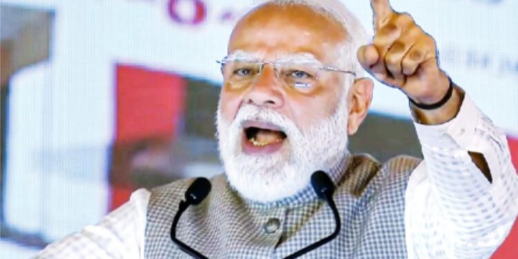 وزیر اعظم نے سیمی کنڈکٹر پلانٹ کا افتتاح کیا