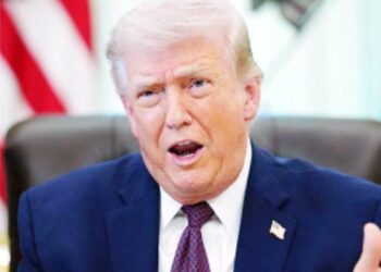 آبنائے ہرمز مکمل طور پر ہمارے کنٹرول میں، ٹرمپ کے ڈرامائی اشاروں پر نہیں کھلے گی: آئی آر جی سی