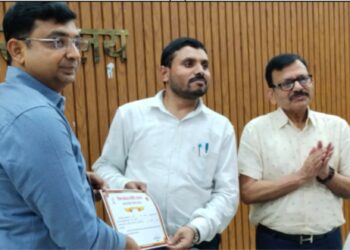 نالندہ ضلع کلکٹر نے صحت خدمات کا جائزہ لیا،24×7 ڈاکٹروں کی دستیابی پر زور دیا