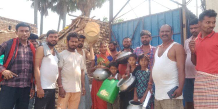 پواری گاؤں میں نل جل کی اسکیم ٹھپ