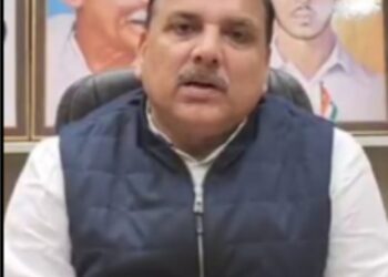 مودی کی ہی ہی، کھی کھی اور زبردستی گلے پڑنے والی خارجہ  پالیسی نے پوری دنیا میں بھارت کی ساکھ کو نقصان پہنچایا:سنجے سنگھ