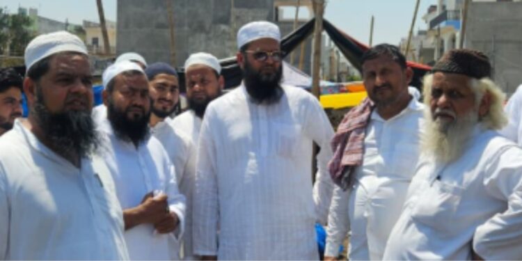 لکھنؤمیں بھیانک آتشزدگی: جمعیۃ علماءکے اعلیٰ سطحی وفد کا دورہ اور امدادی کارروائیاں