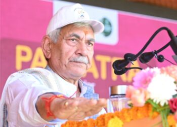 لیفٹنٹ گورنر نے ریاست میں نشہ مکت جموں و کشمیر مہم کی قیادت کی