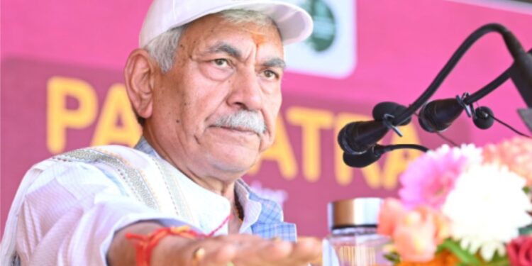 لیفٹنٹ گورنر نے ریاست میں نشہ مکت جموں و کشمیر مہم کی قیادت کی