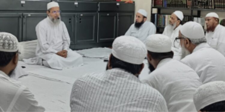 علمائے کرام اور طلبۂ دین کے دم سے دین زندہ ہے، مدارس کا اصل مقصود طالبِ علم ہے: مولانا یحییٰ نعمانی