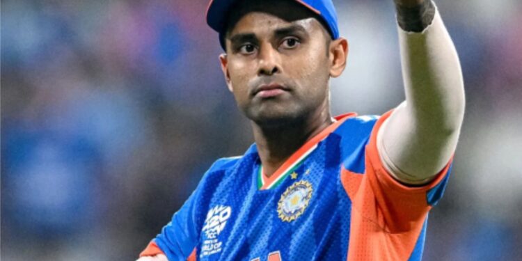 ہندوستانی بلے بازی کے پاور ہاؤس سوریا کمار یادو اسکیچرز کرکٹ ٹیم میں شامل ہو گئے