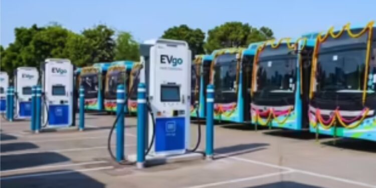 الیکٹرک وہیکل چارجنگ کو مرکزی حکومت کا سہارا، 150 الیکٹرک بسیں تیار