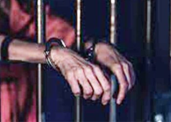 چین میں قید دو امریکیوں کے اہل خانہ نے ٹرمپ سے رہائی کی اپیل کی