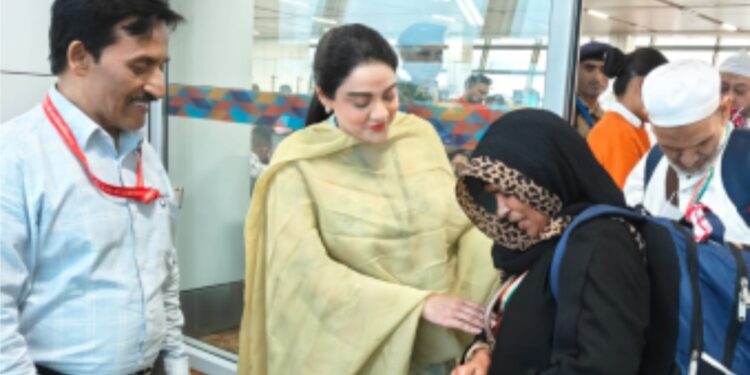 دہلی سے حج پروازوں کا سلسلہ جاری،6 مئی سے مکہ مکرمہ کے لیے روانگی شروع ہوگی