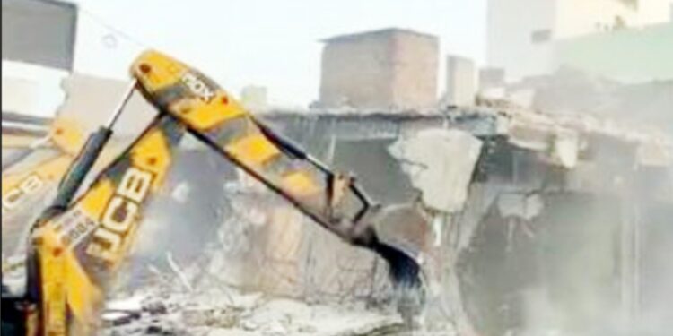 ندا خان کو پناہ دینے والے کے مکان پر چلا بلڈوزر