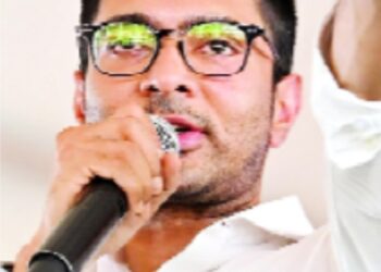 ابھیشیک بنرجی کا بی جے پی پر  سنگین الزام، کھیجوری میں  دکانوں کو نذرِ آتش کرنے کا دعویٰ